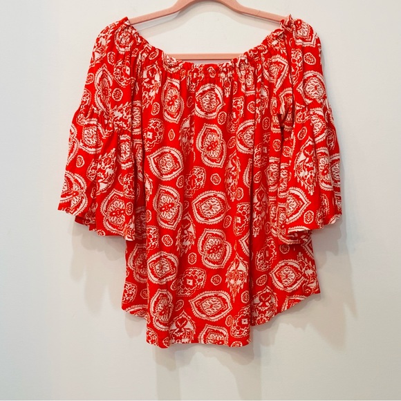 new directions Tops - New Directions Size small Blouse Womens Orangeish red Off The Shoulder